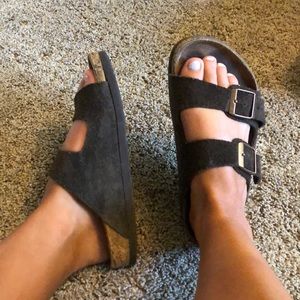 Brown Arizona suede Birkenstocks !
